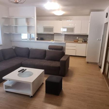 Family Apartman V Centre Mesta Bratislava Apartment Exterior photo